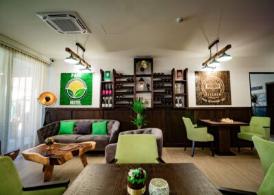 Lounge | Hordó Étterem & Park Hotel Bük